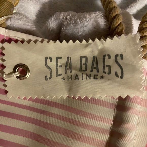 Sea Bags Pink Sand Dollar Stripe Tote - Picture 4 of 4